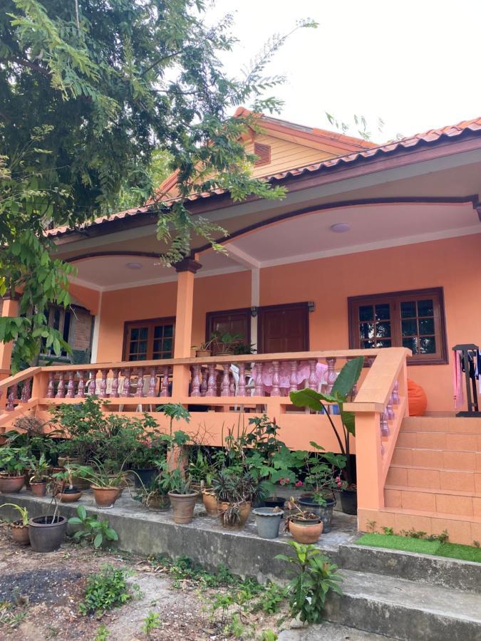 Ganesha Bungalow At Ya Nui Beach Phuket Exterior foto